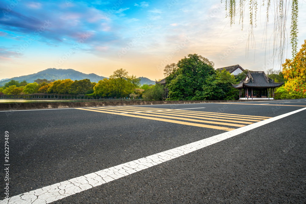 道路与自然景观景观