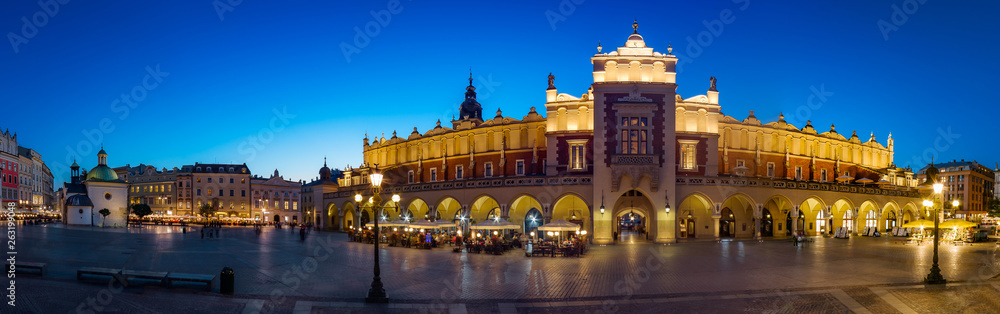 Krakow Cloth Hall by late blue hour (panoramic)