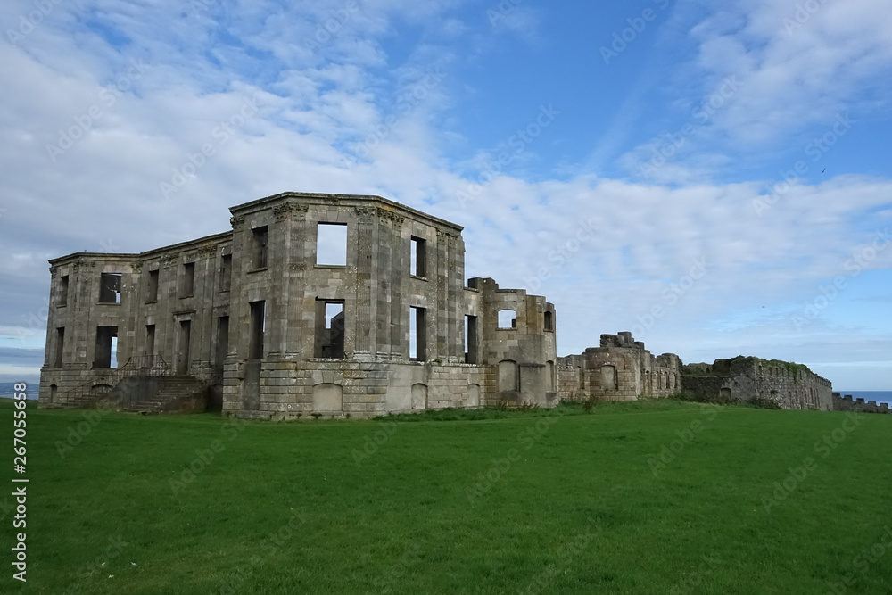 Downhill House and Mussenden Temple（下坡屋和穆森登神庙）