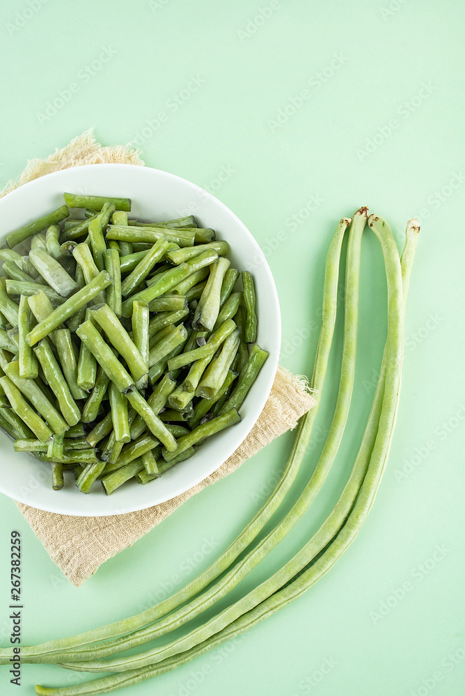 中国菜，一道菜，美味的素菜，炸芸豆