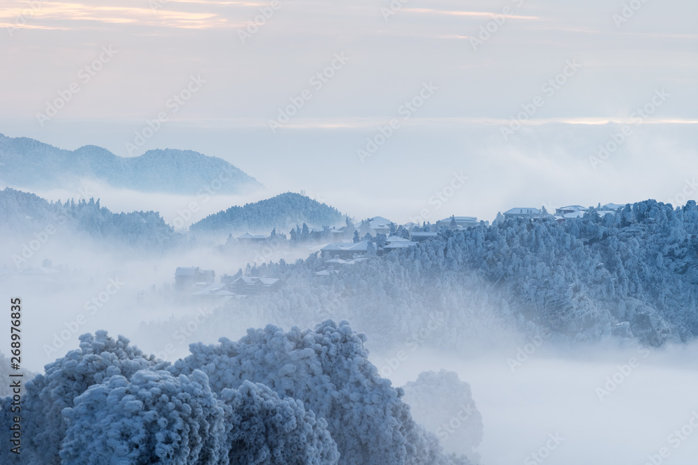 庐山冬景