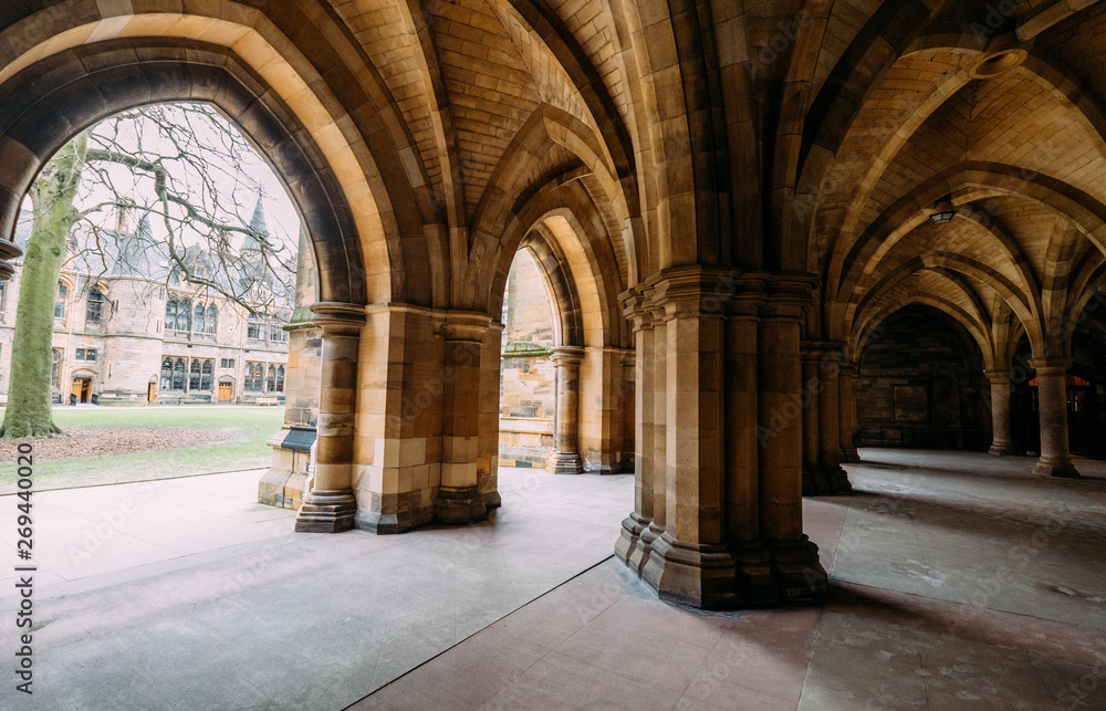 The Cloisters（也称为The Undercroft）-格拉斯哥大学主校区的标志性部分