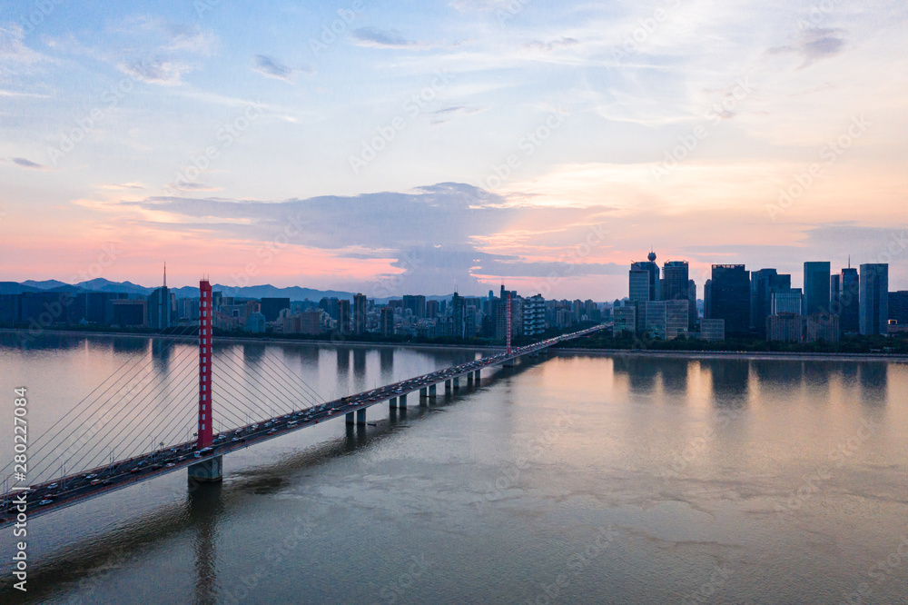 中国杭州全景城市天际线