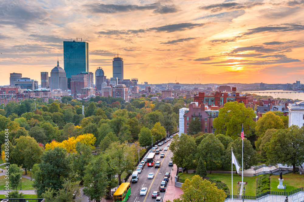 Boston, Massachusetts, USA downtown skyline over the park