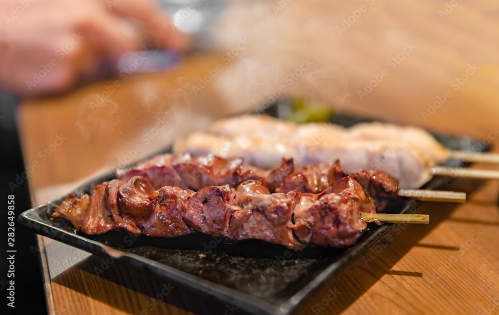 酒の肴にぴったりの焼き鳥