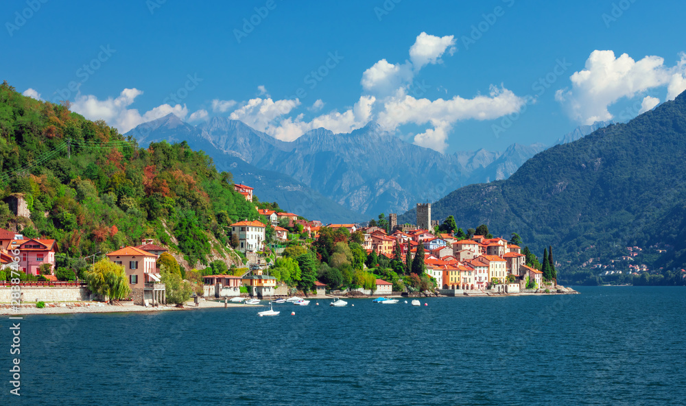 意大利威尼托大区马尔塞辛镇和Lago di Garda view