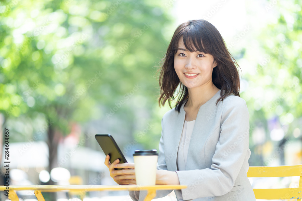 女性　ポートレート