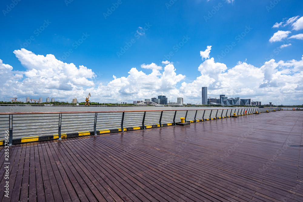 城市天际线空层