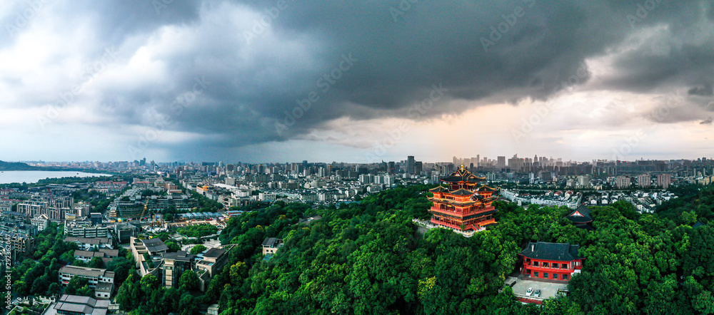 chenghuang pagoda with hangzhou city skyline