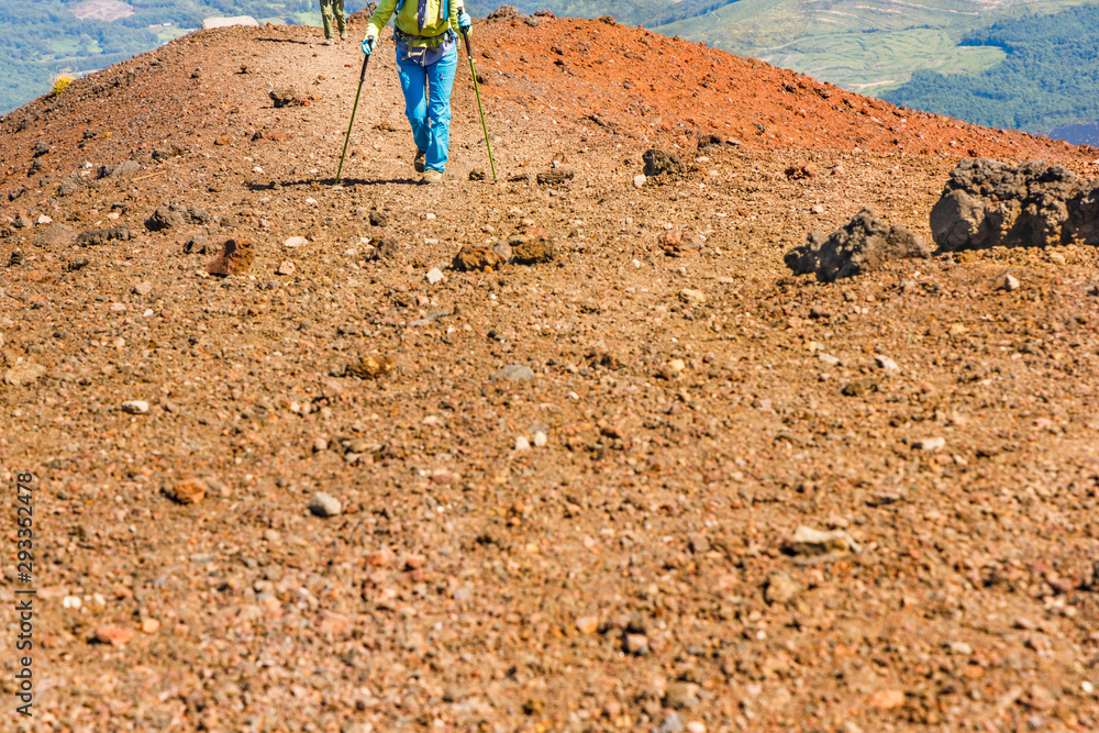 岩手山頂上付近の登山道