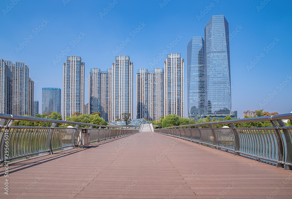 长沙市梅溪湖城市岛观景台与集约型房地产建设