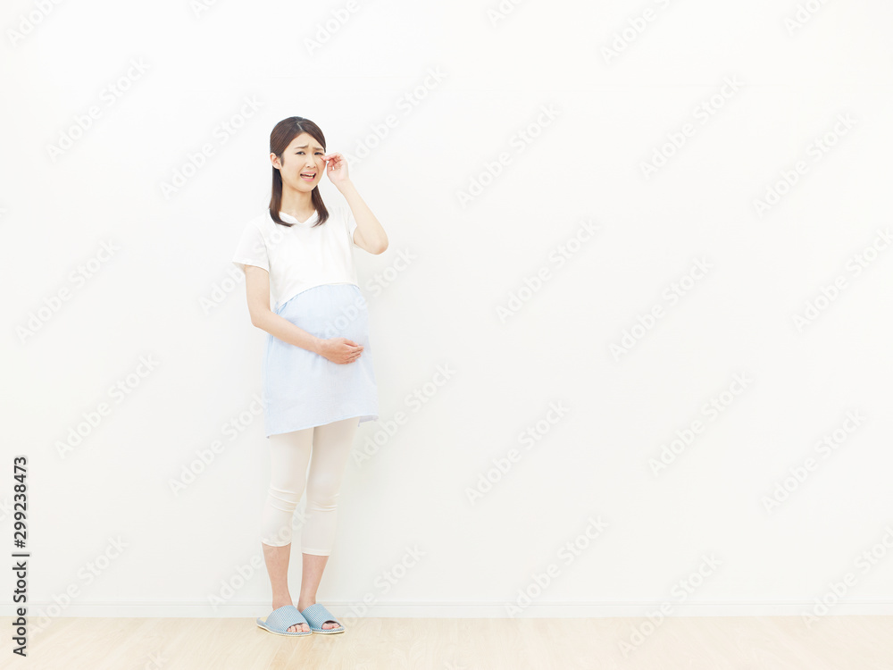 女性　妊婦