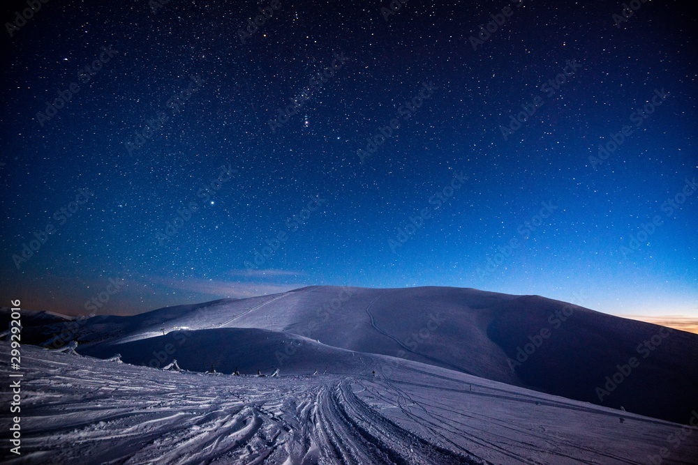 雪山美景