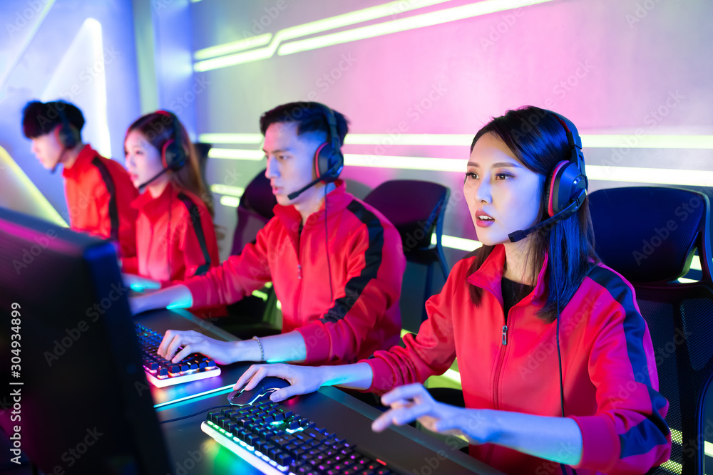 pro cyber sport gamers team