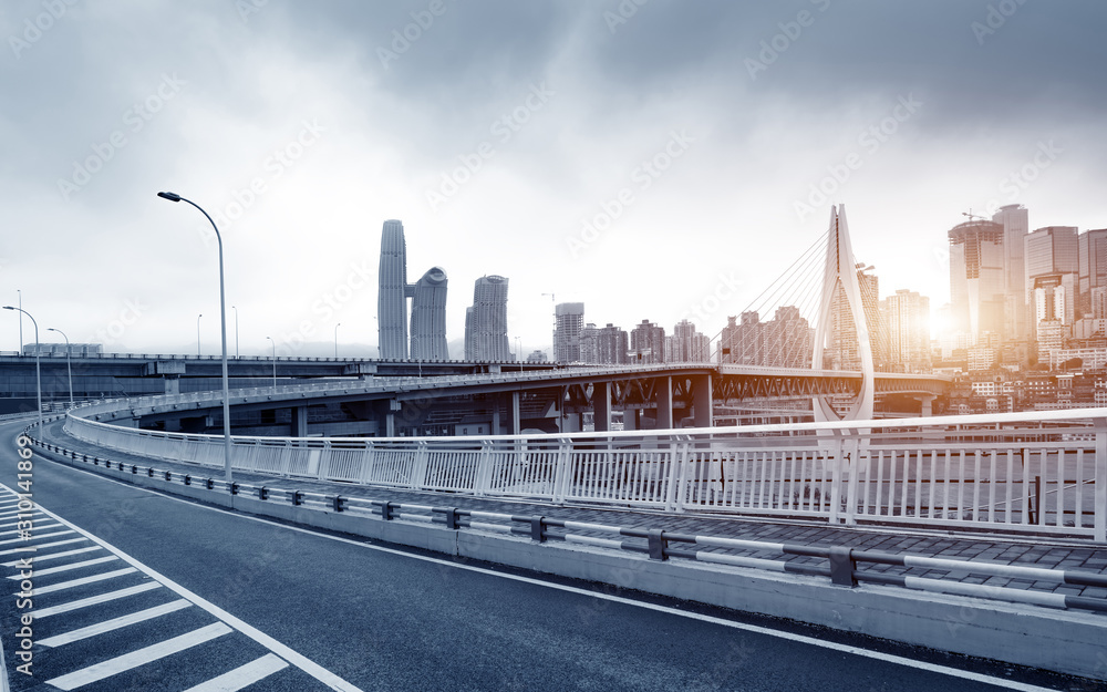 Chongqing Dongshuimen Bridge