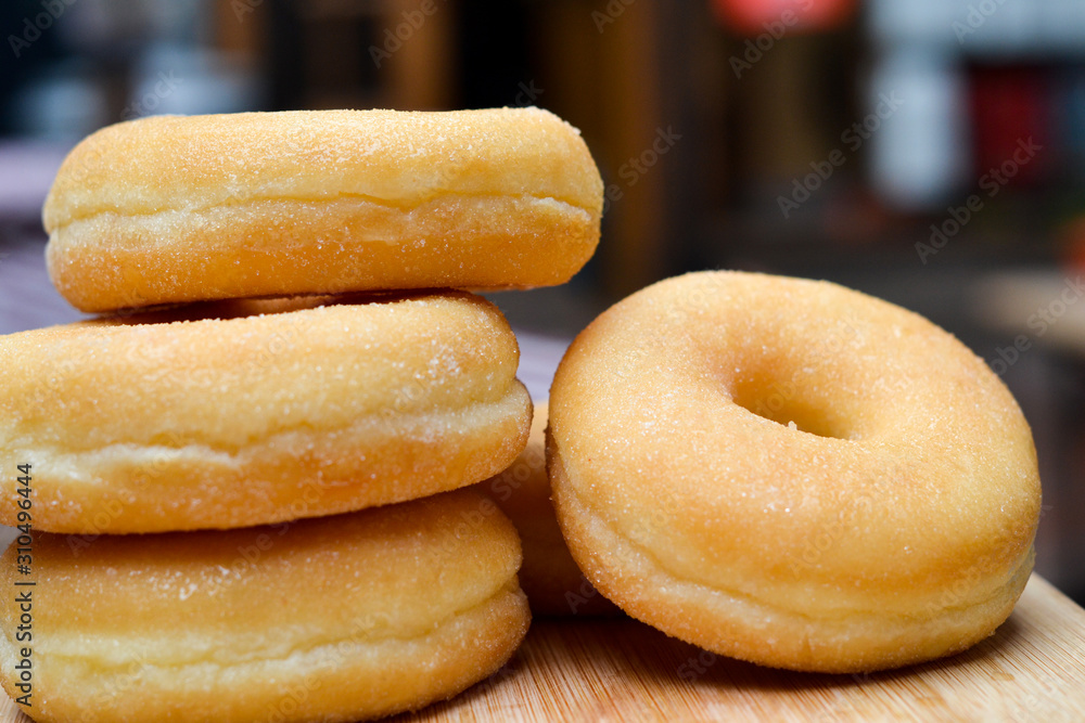 donas con azucar sin cobertura, torre de donas