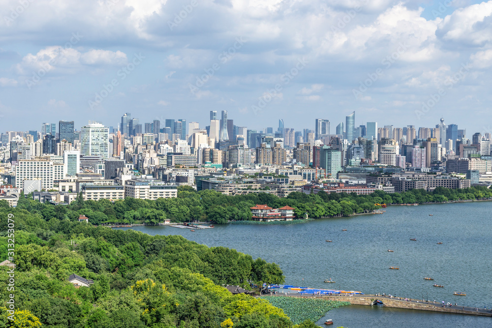 西湖城市天际线