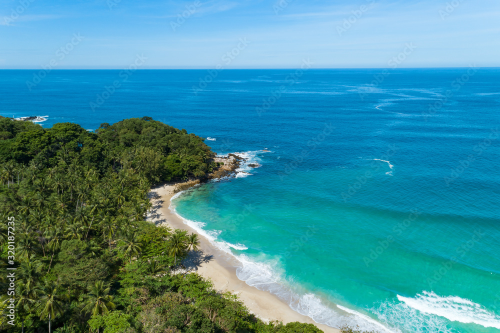 美丽热带海洋的景观自然风光，夏季海岸景观图片b