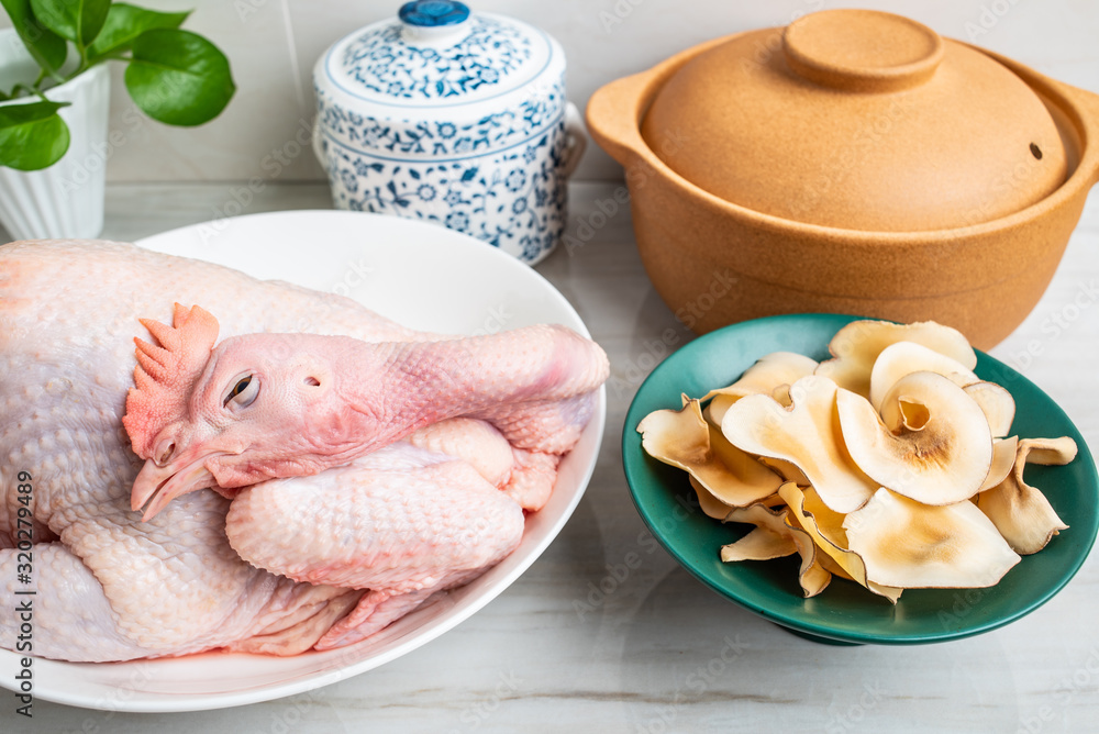 Chinese medicated health soup ingredients, fresh hen and ring snails