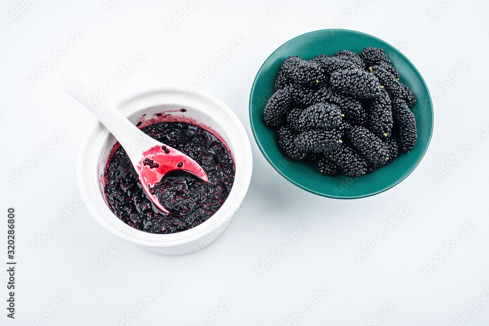 Nutritious and delicious mulberry jam