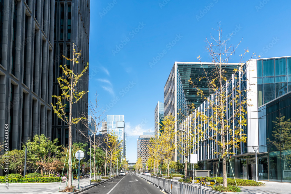 宁波商务区现代建筑办公楼和城市街道……