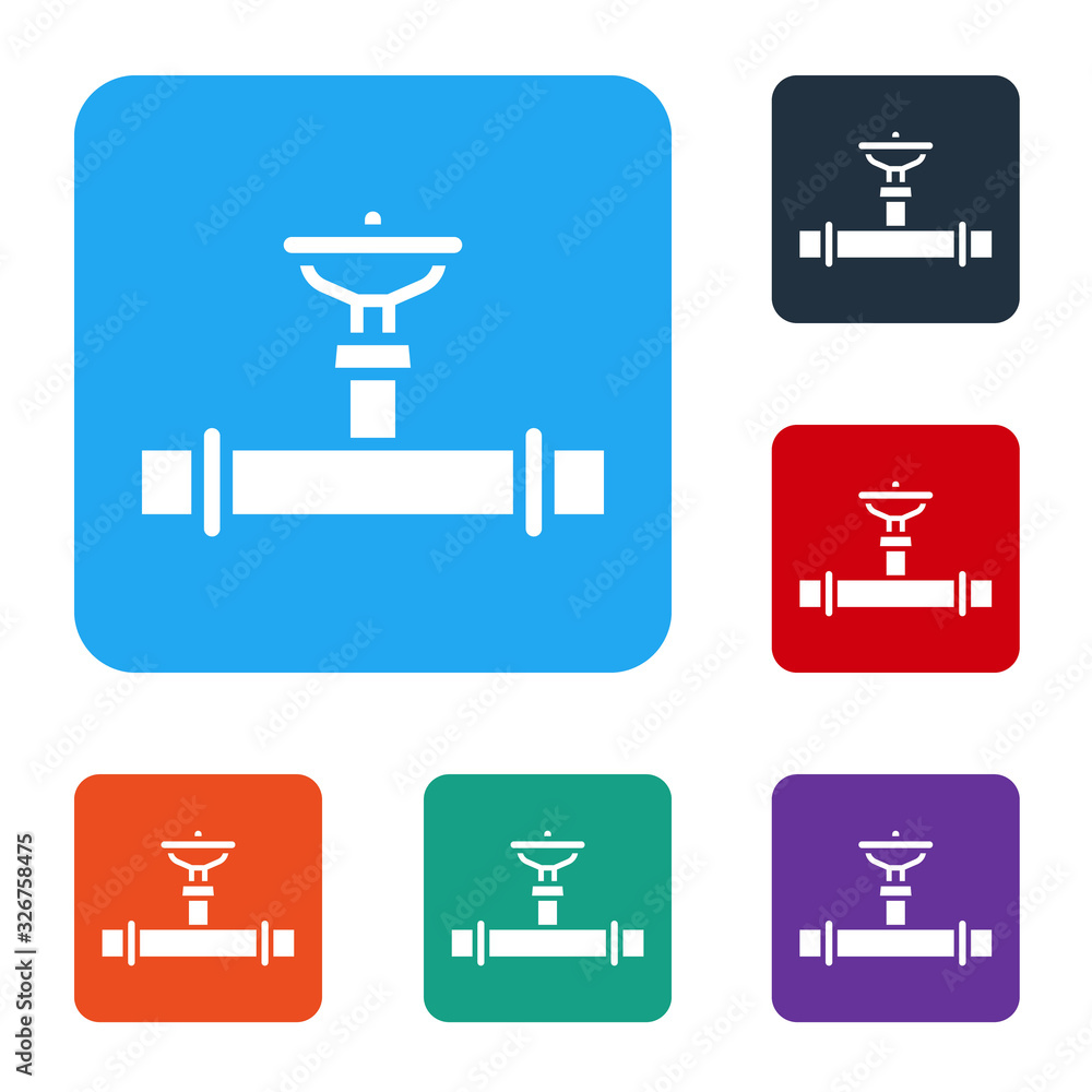 白色工业金属管道和阀门图标隔离在白色背景上。将图标设置为彩色正方形