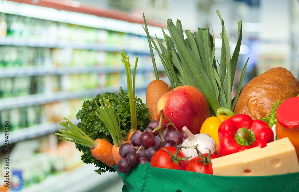 Full shopping bag with fresh vegetable