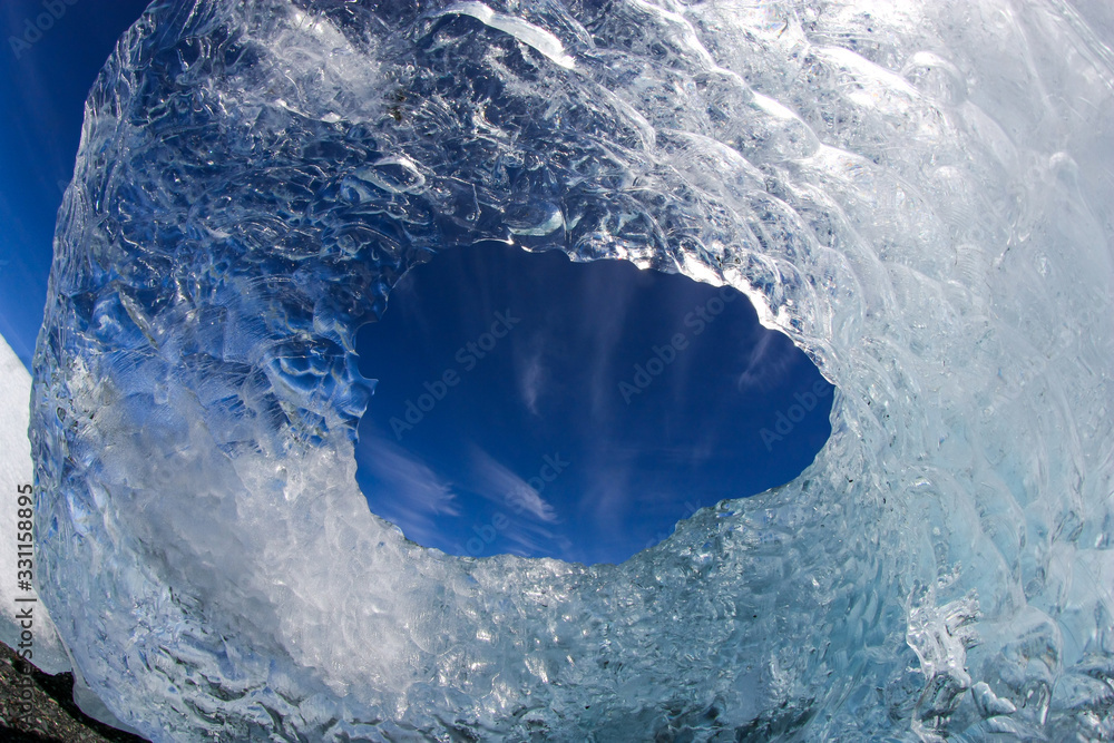 The beautiful clear ice on Diamond beach