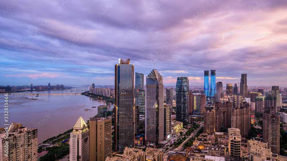 new york city skyline at sunset