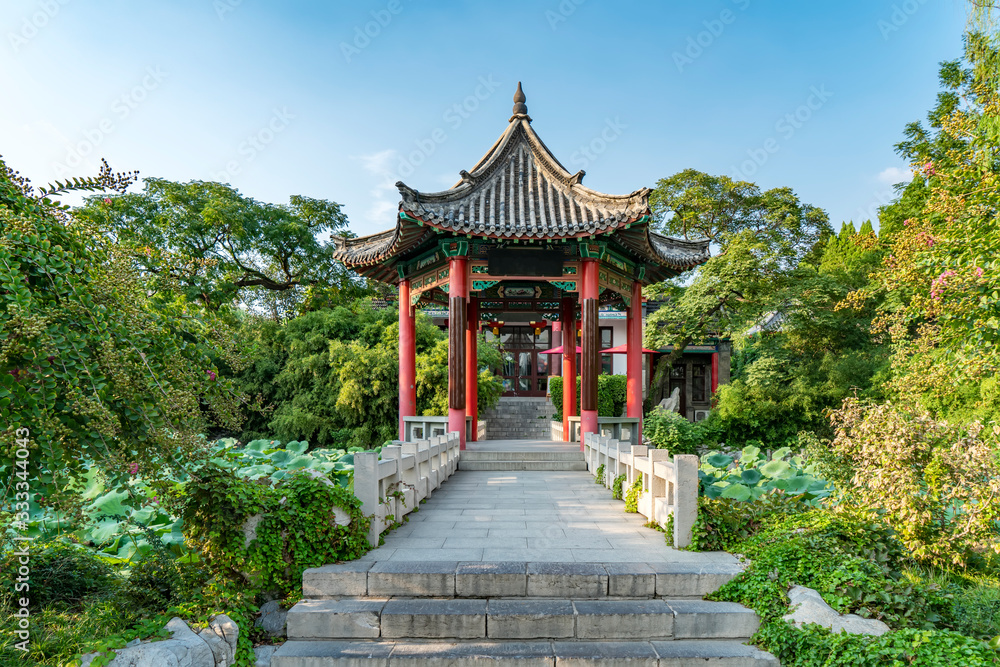 Ancient architectural landscape of Daming Lake Park in Jinan..