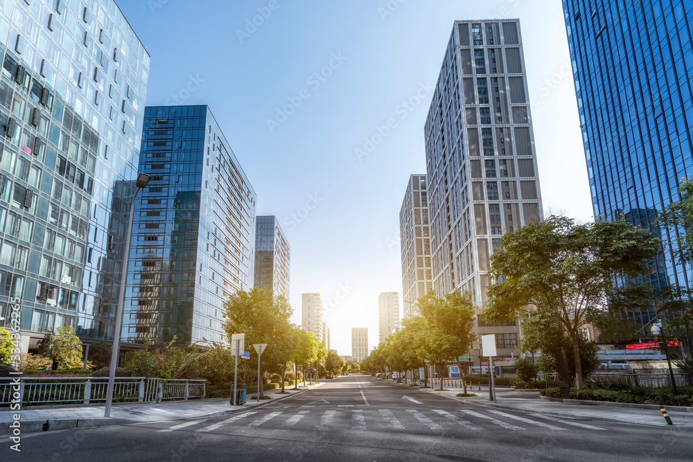 宁波城市大厦办公楼及街道……