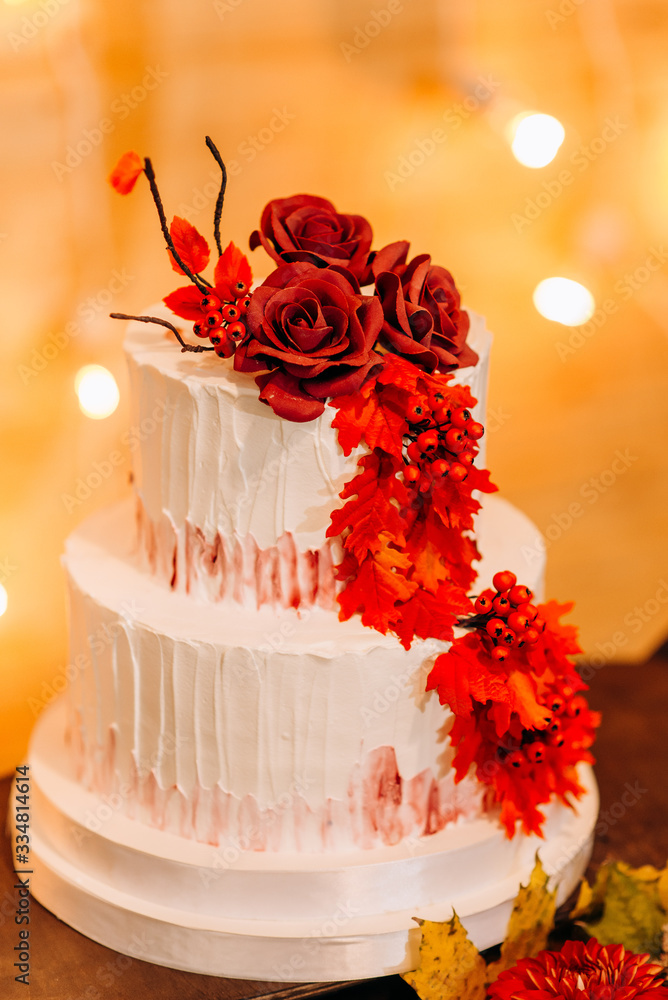 wedding cake with flowers