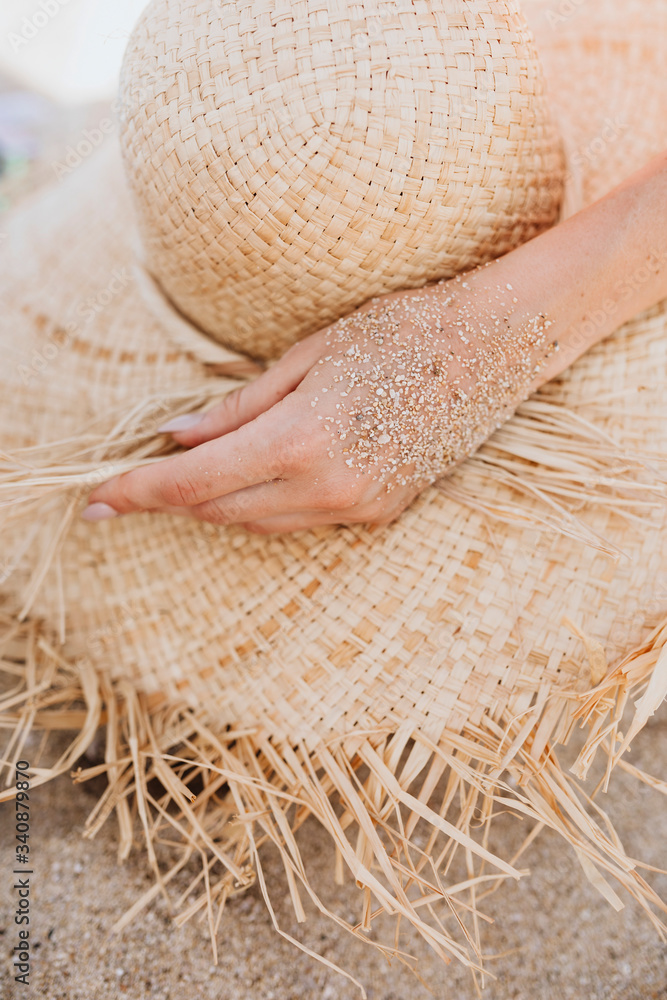 Beach hat outfit