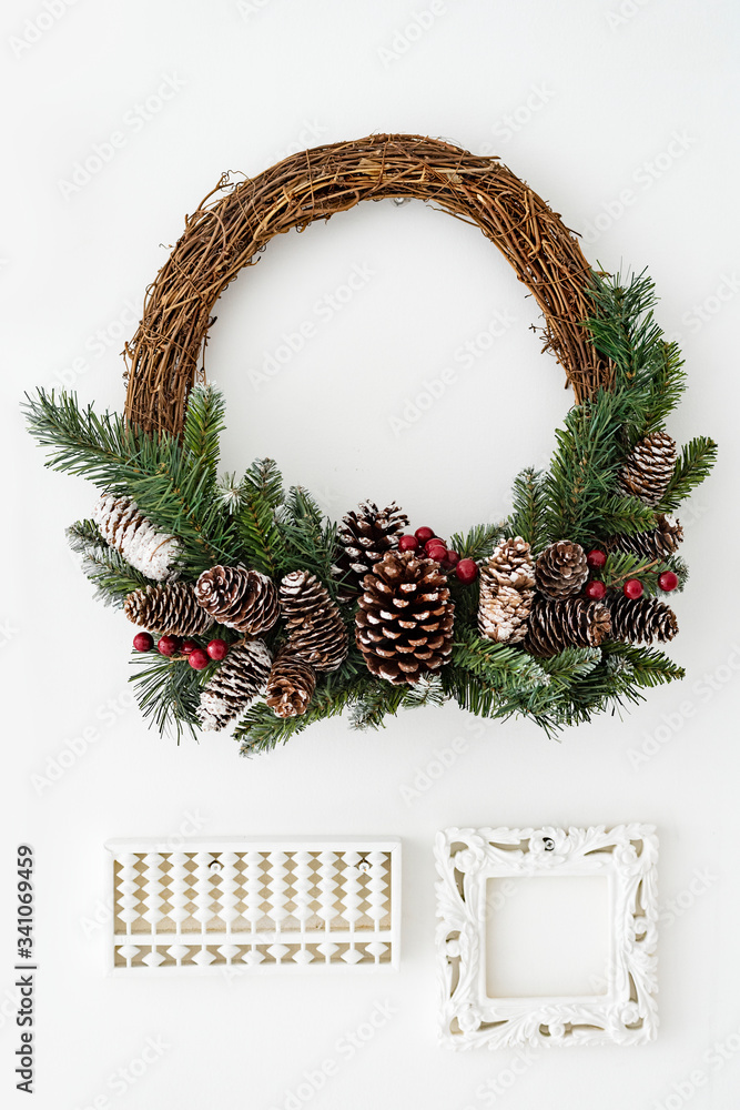 Simple Christmas wreath