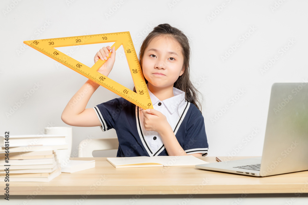 Asian primary school girls taking math classes