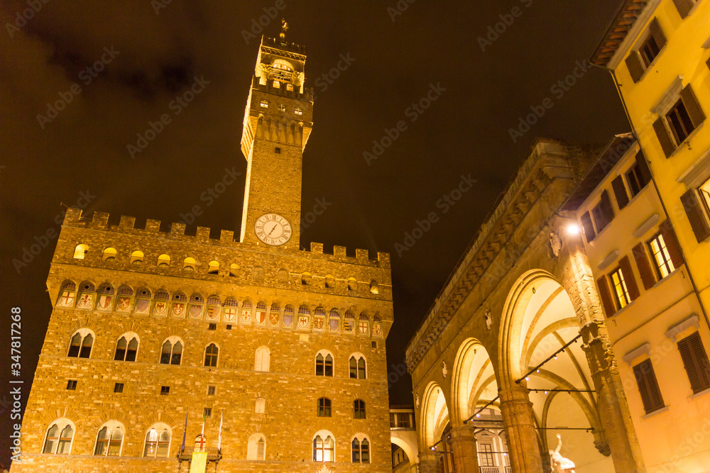 意大利托斯卡纳佛罗伦萨Signoria广场（Piazza della Signoria）的维奇奥宫