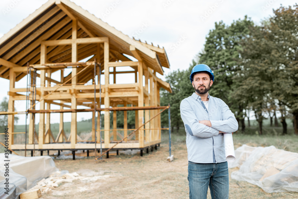 户外建筑工地上的建筑师或建筑商的画像。概念o