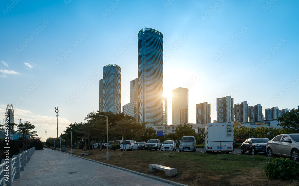 高层建筑与街景