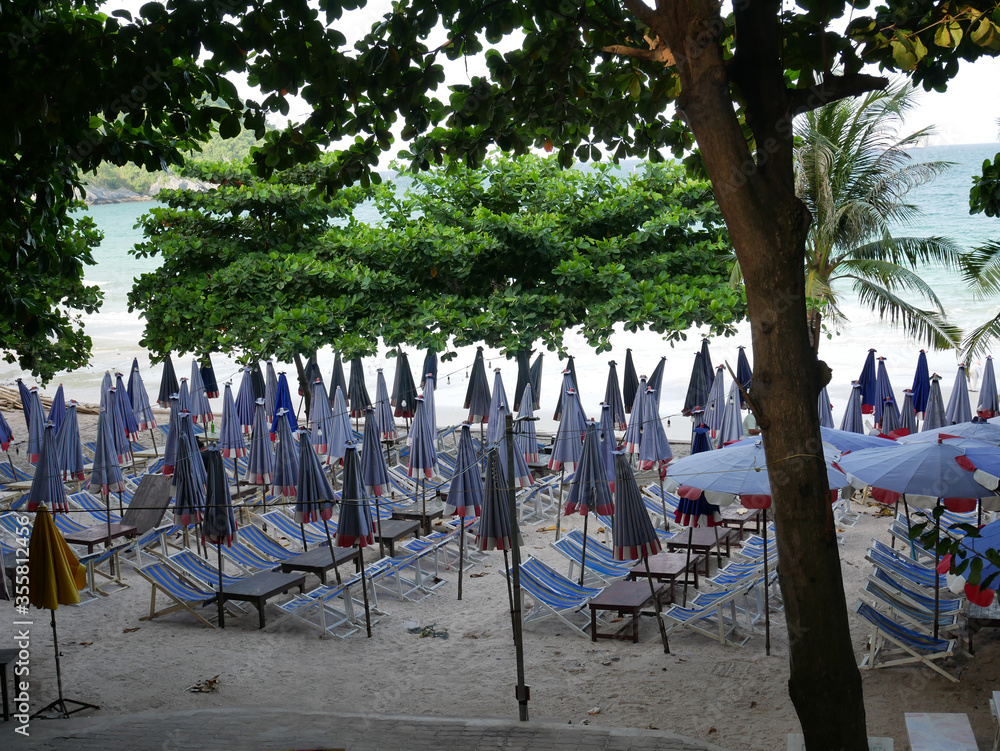 Beach chair Waiting for people to use the service.