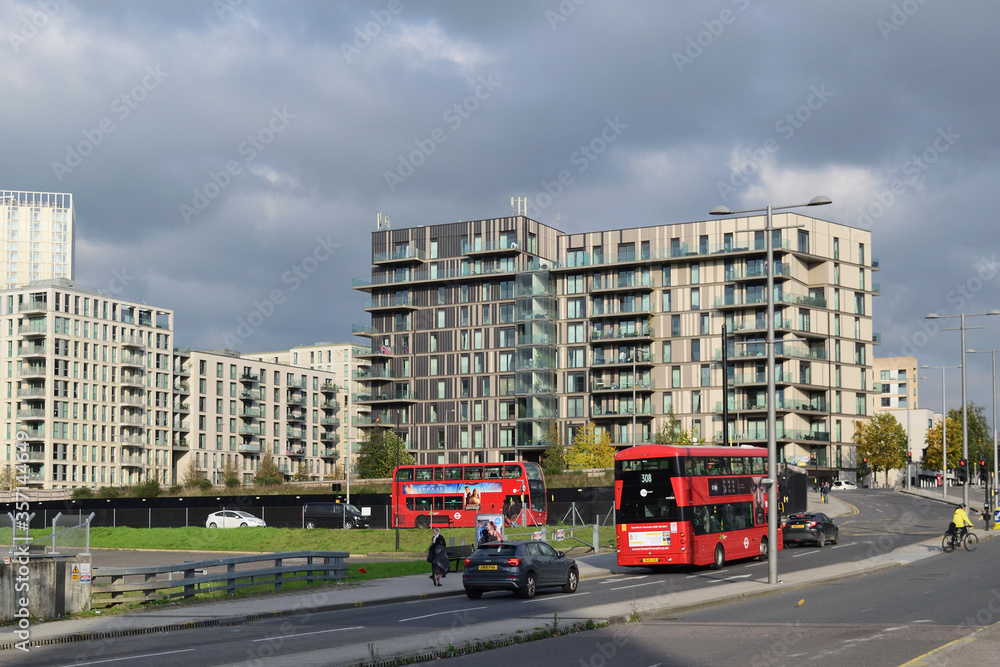 斯特拉特福德市区的城市景观，伦敦，英国，大不列颠（英国）。高层住宅楼。佛罗里达州