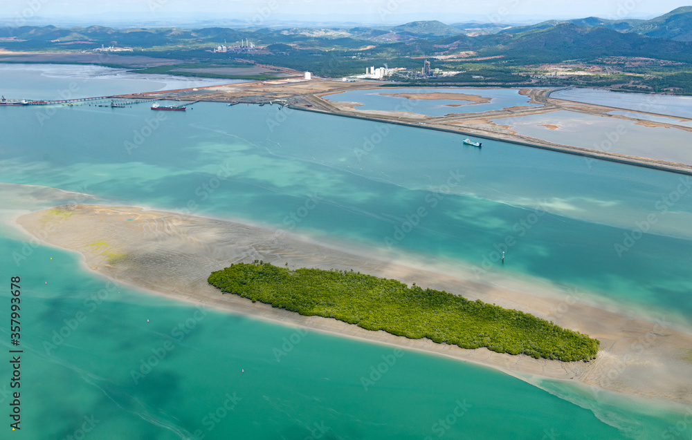 退潮时的通道群岛，海峡，格拉德斯通地区，昆士兰