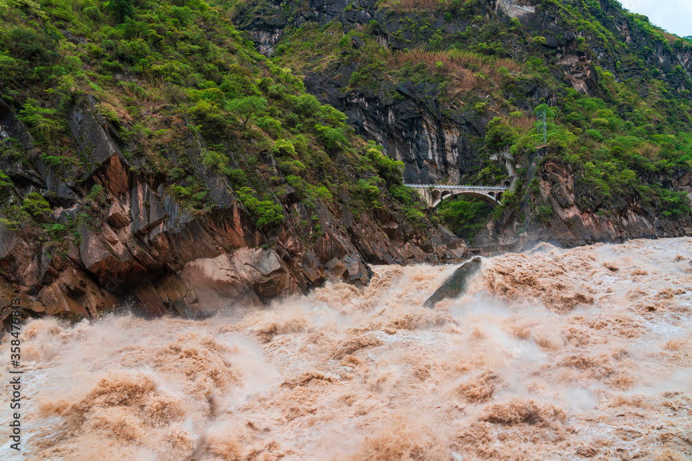 中国著名风景名胜区虎跳峡