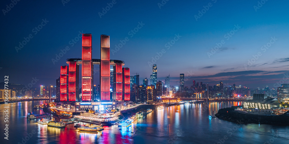 中国重庆朝天门码头夜景