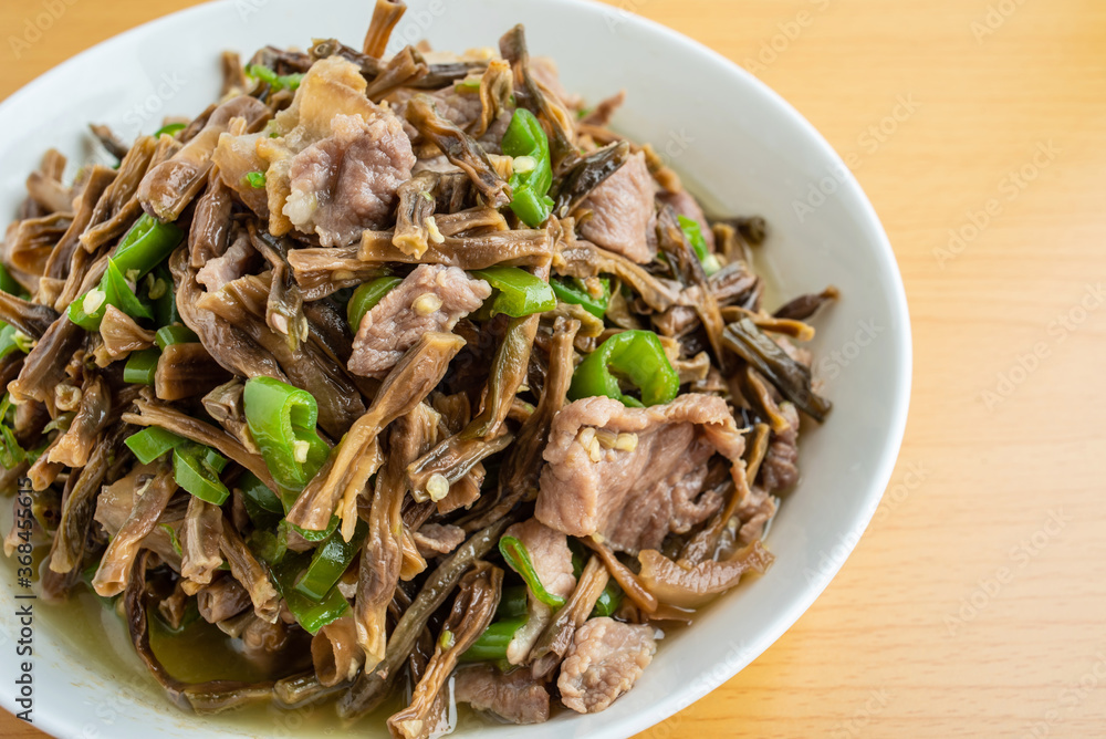 Hunan Home Cooking Dried Beans Fried Pork