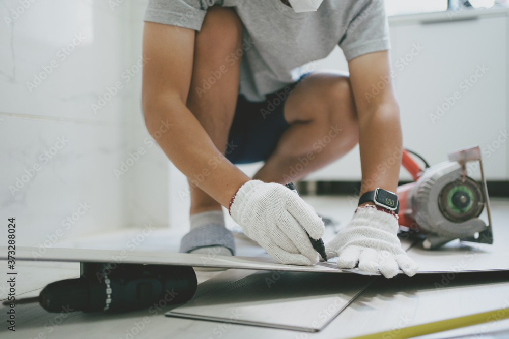 worker working in construction