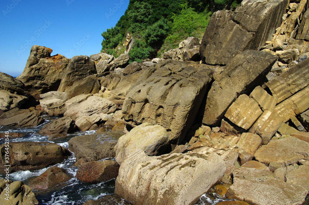 海水和岩石