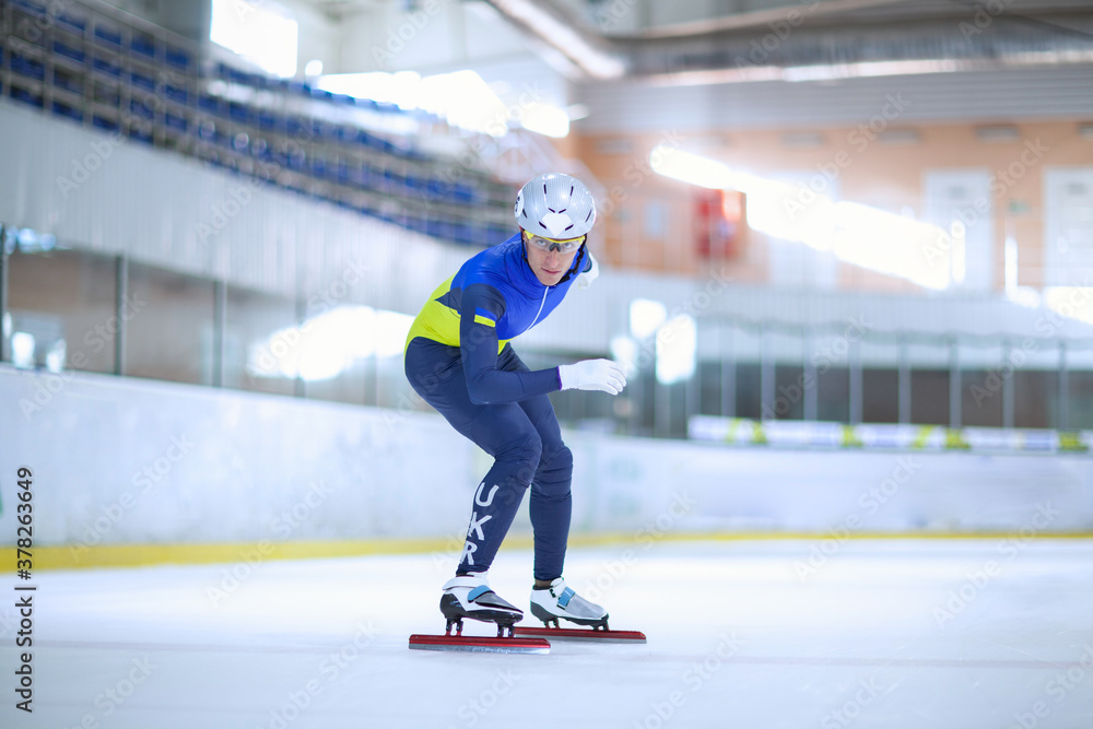 short track speed skating