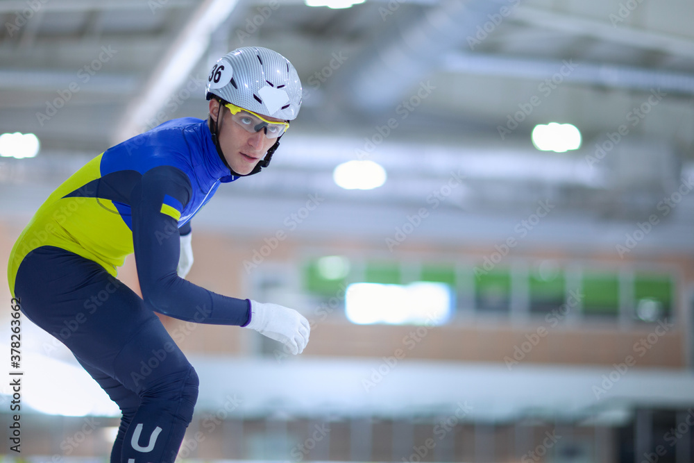 short track speed skating