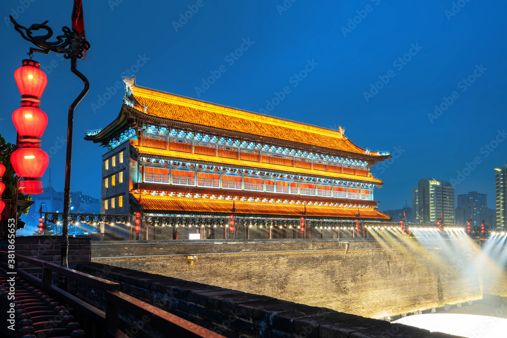 Yongning Gate Arrow Tower, Ming Dynasty City Wall, Xian, China.