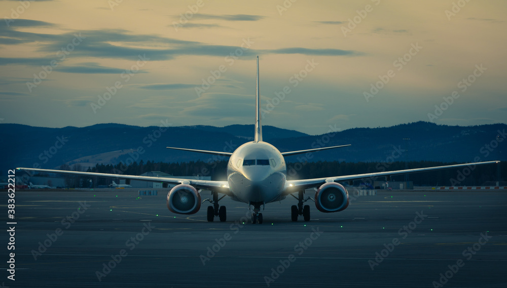 AVINOR/Oslo Lufthavn Gardermoen Pir nord fra lift